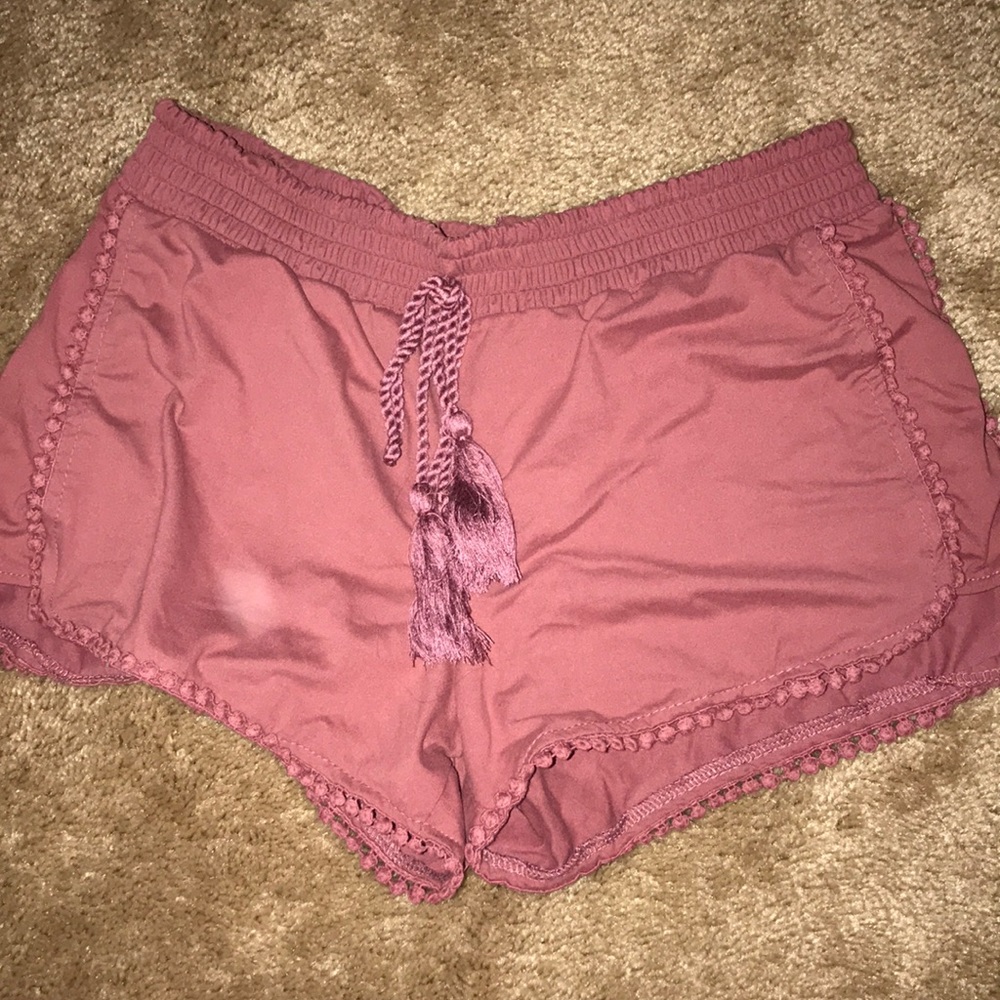 CUTE ROSY PINK FLOWY SHORTS
